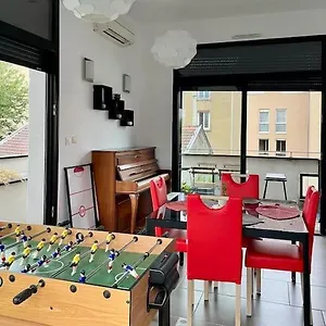 Penthouse T2 Metro Gratteciel Villeurbanne